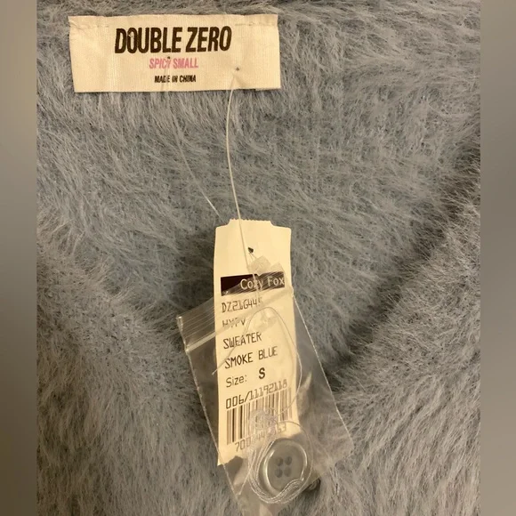 Cropped Cardigan - Picture 2 of 3